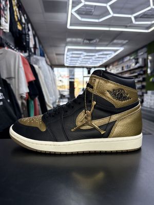 J1 “BLK METALLIC GOLD”  (SZ 9)  USED/OG BOX