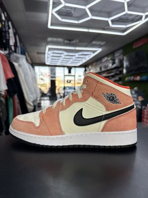 J1 MID “ORANGE SUEDE”  (SZ 7Y / 8.5W)  USED/OG BOX
