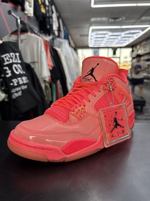 J4 “HOT PUNCH”  (SZ 7M / 8.5W)  USED/OG BOX
