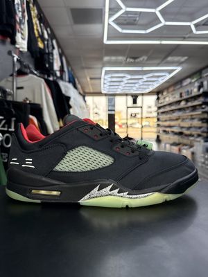 J5 LOW  “CLOT JADE”  (SZ 11.5)  USED/REP BOX