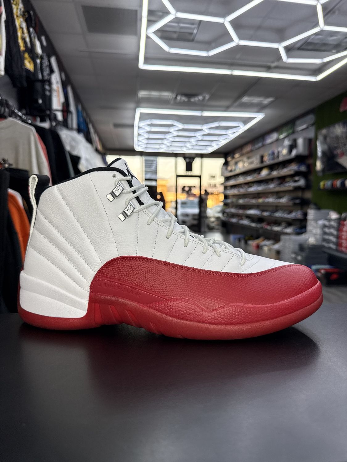 J12 “CHERRY”  (SZ 14)  USED/OG BOX