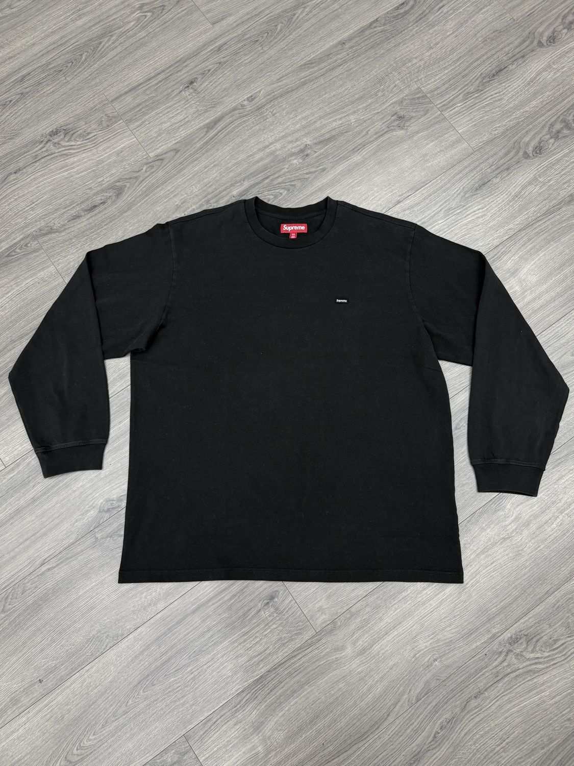 SUPREME LONG-SLEEVE “BLK/SMALL BOX LOGO”  (XXL)  NEW