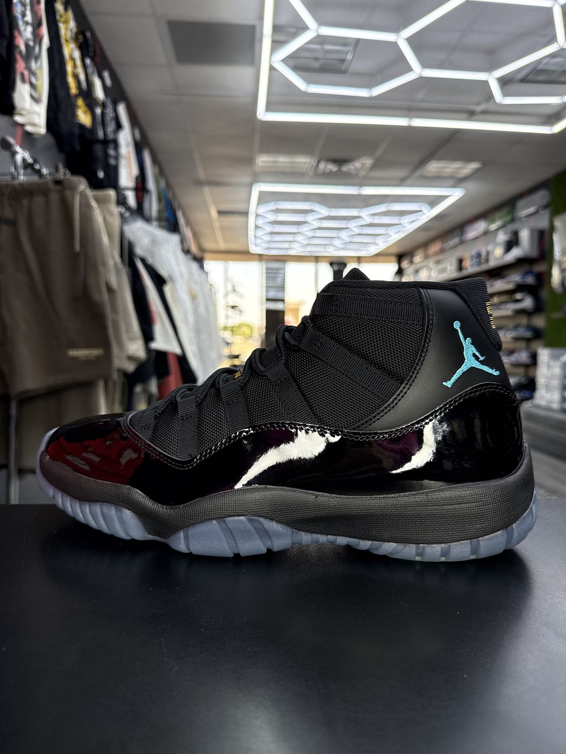 J11 “GAMMA”  (SZ 13)  USED/OG ALL