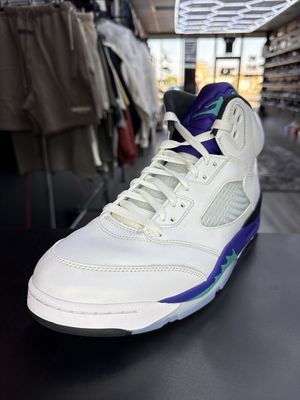 J5 “GRAPE”  (SZ 13)  USED/OG BOX