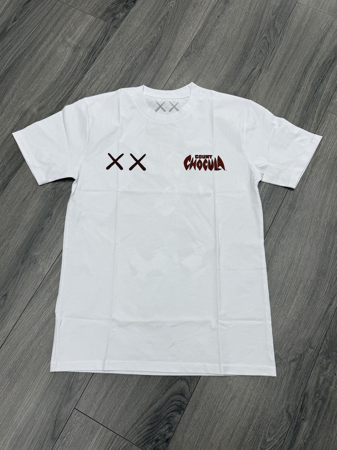 KAWS x GENERAL MILLS TEE “COUNT CHOCULA”  (SMALL)  NEW