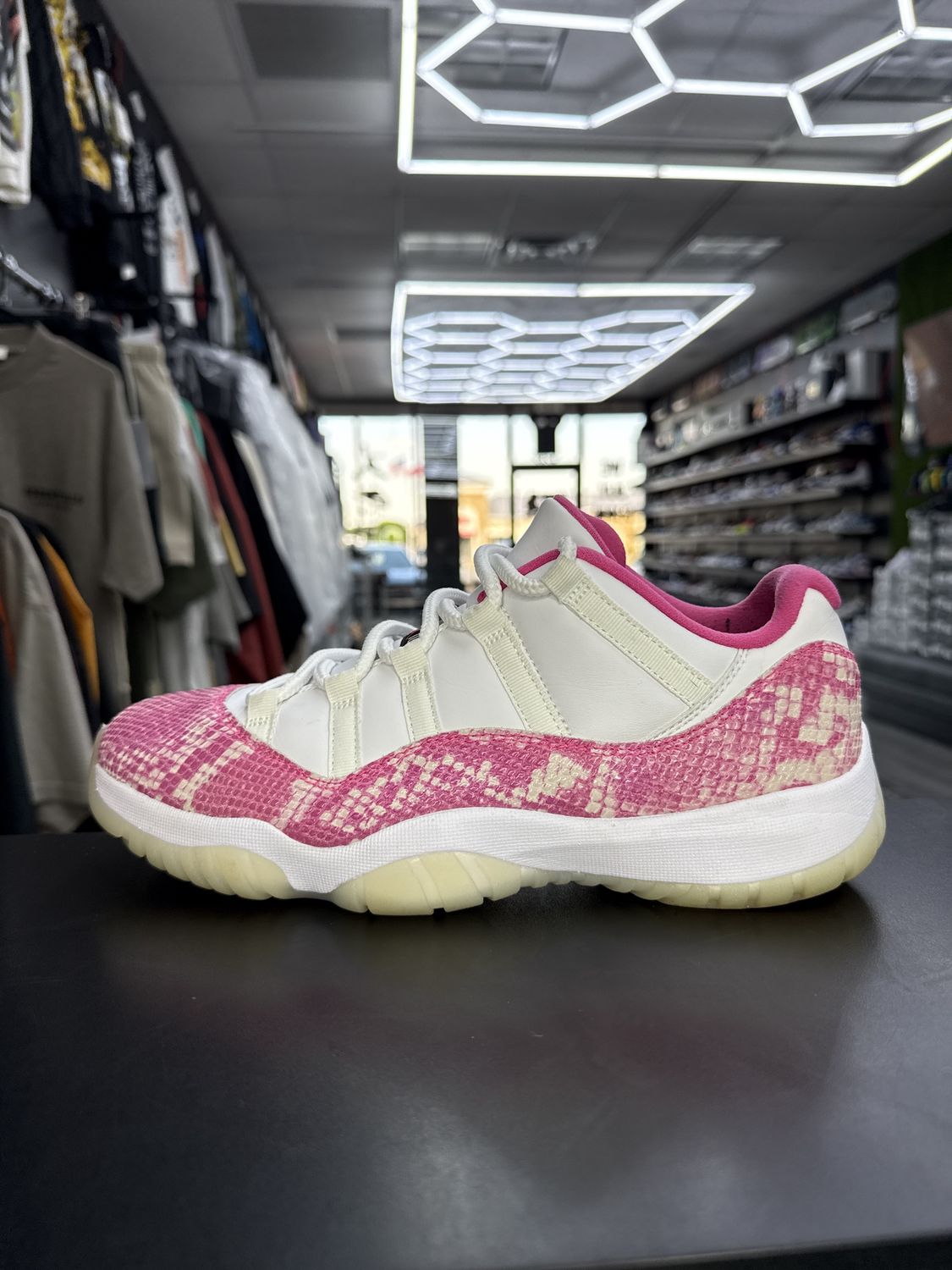 J11 “PINK SNAKESKIN”  (SZ 9.5M / 11W)  USED/OG ALL