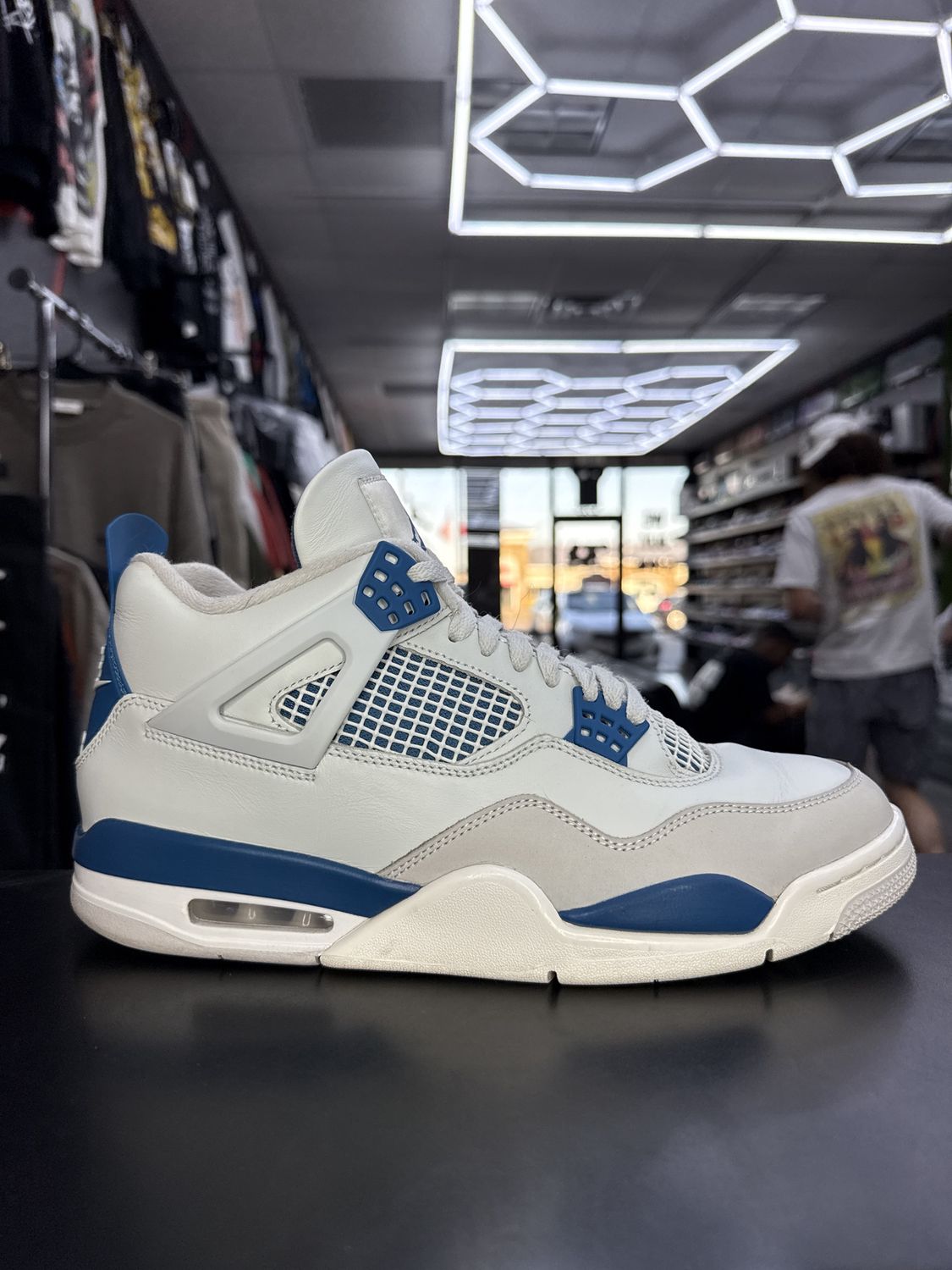 J4 “MILITARY BLUE”  (SZ 11)  USED/OG BOX