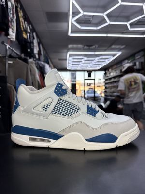 J4 “MILITARY BLUE”  (SZ 11)  USED/OG BOX