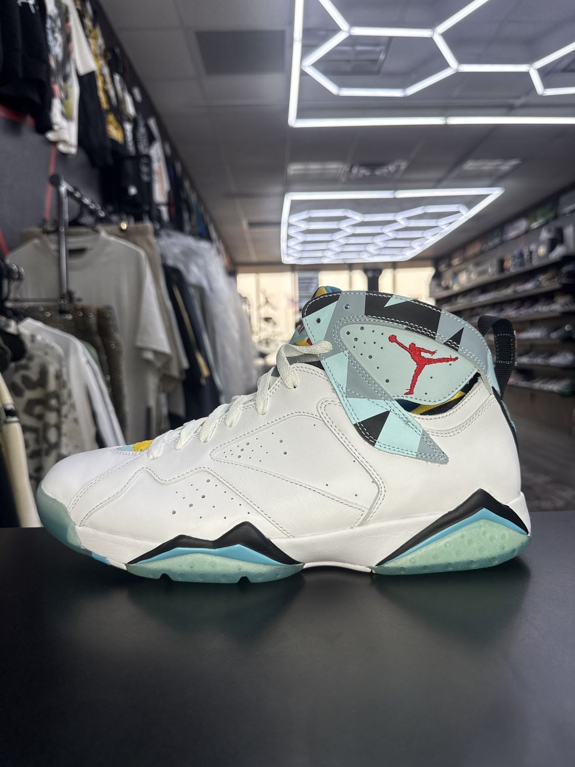 J7  “N7”  (SZ 11.5)  WORN 1x/ OG ALL