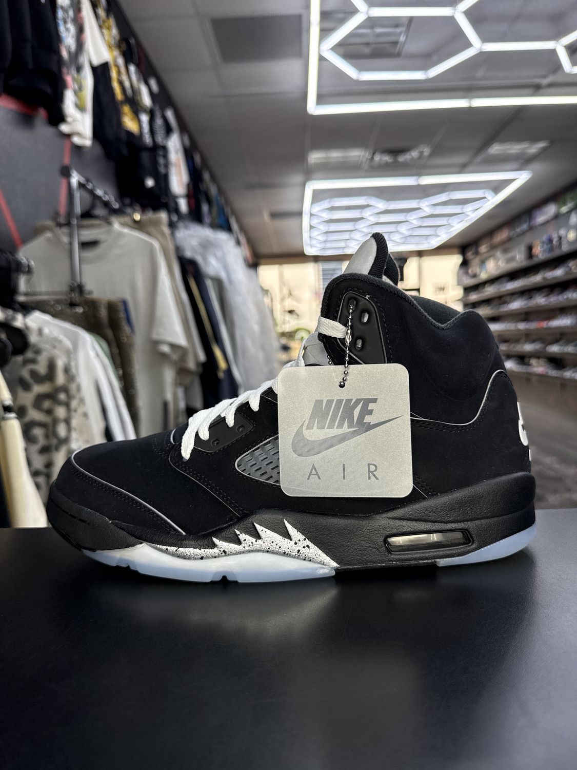 J5 “BLK METALLIC”  (SZ 9.5)  USED/OG ALL