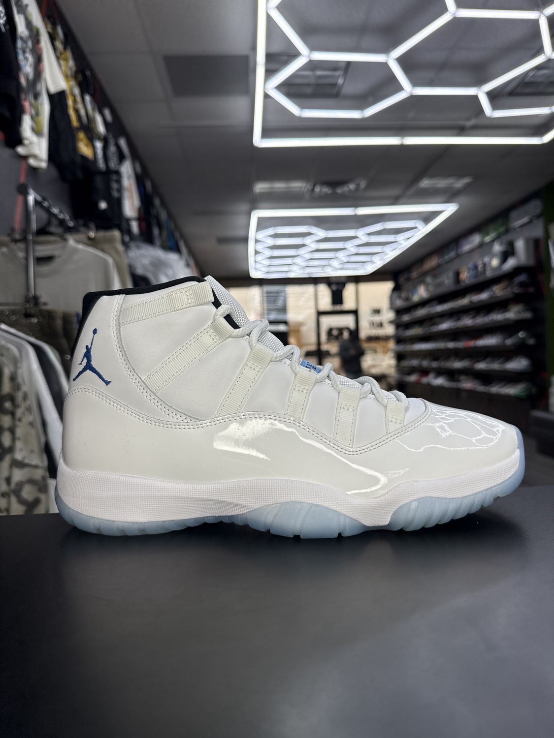 J11 “LEGEND BLUE”  (SZ 10.5)  USED/OG ALL