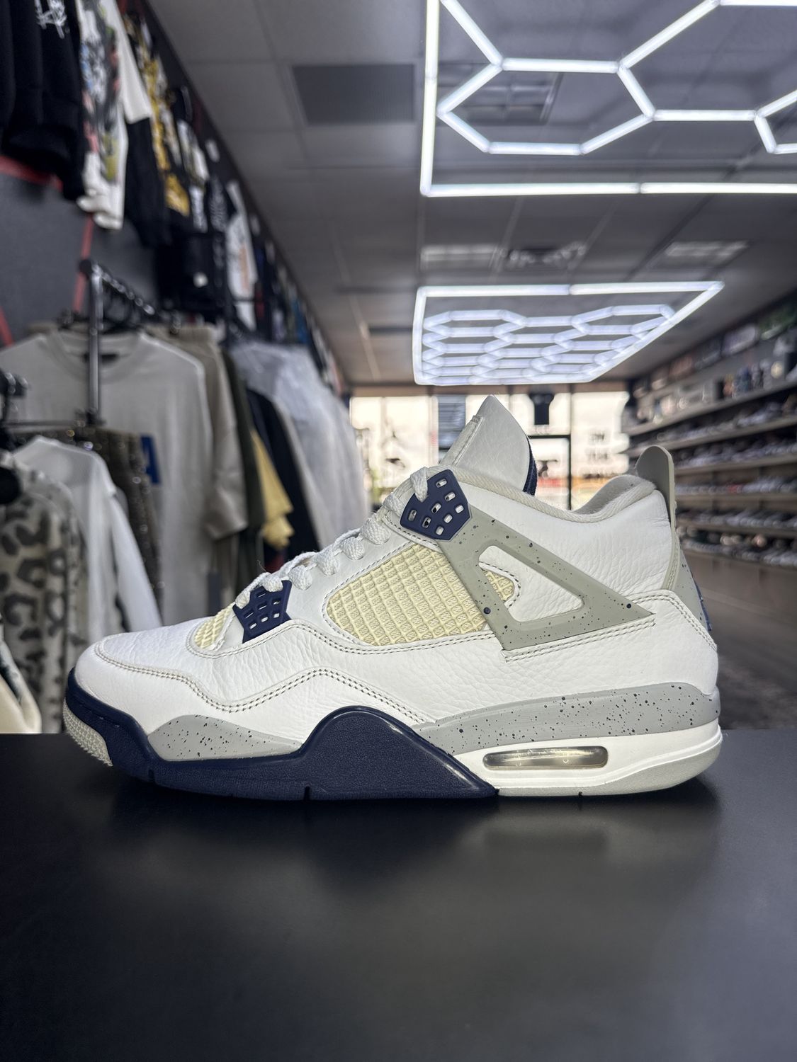J4 “MIDNIGHT NAVY”  (SZ 10.5)  USED/OG ALL