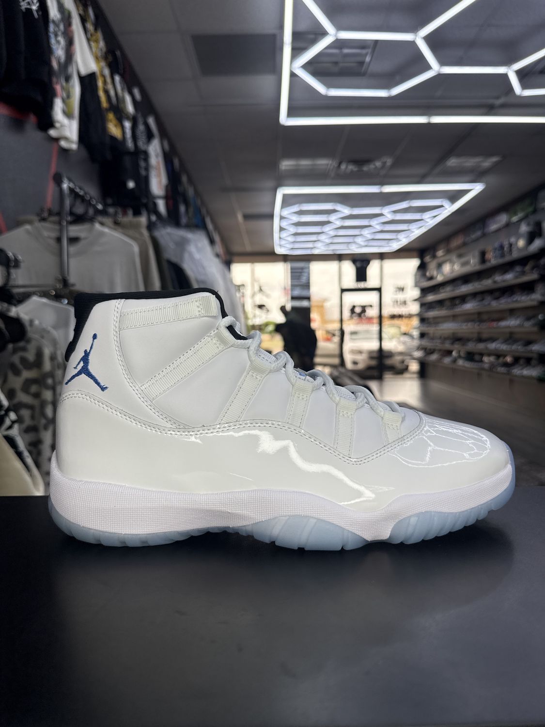 J11 “LEGEND BLUE”  (SZ 11)  WORN 1x/ OG ALL