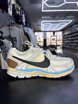 NIKE ZOOM VOMERO 5 “DESIGNED BY JAPAN”  (SZ 9M / 10.5W)  USED/OG ALL