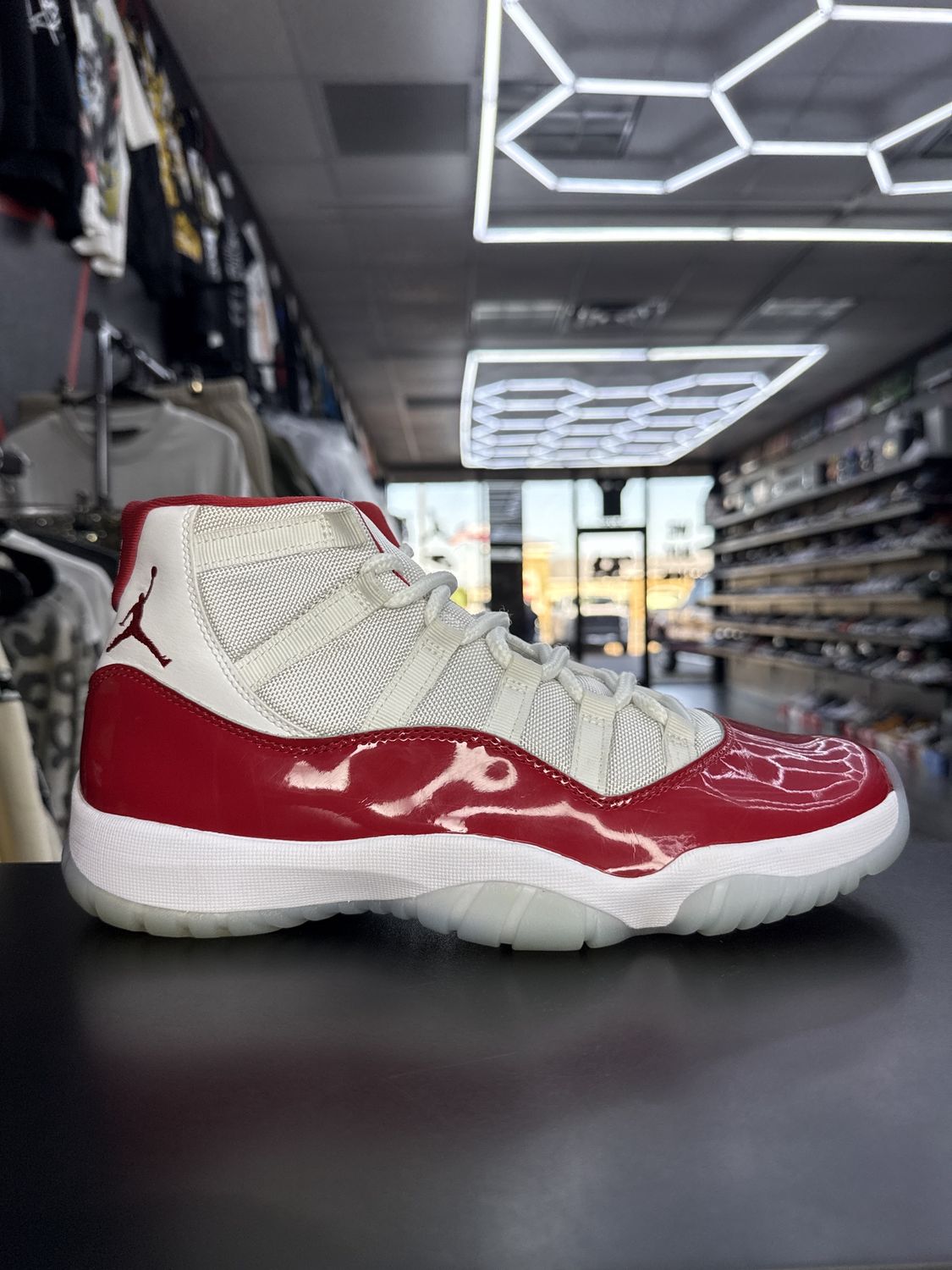J11 “CHERRY”  (SZ 10.5)  USED/NO BOX
