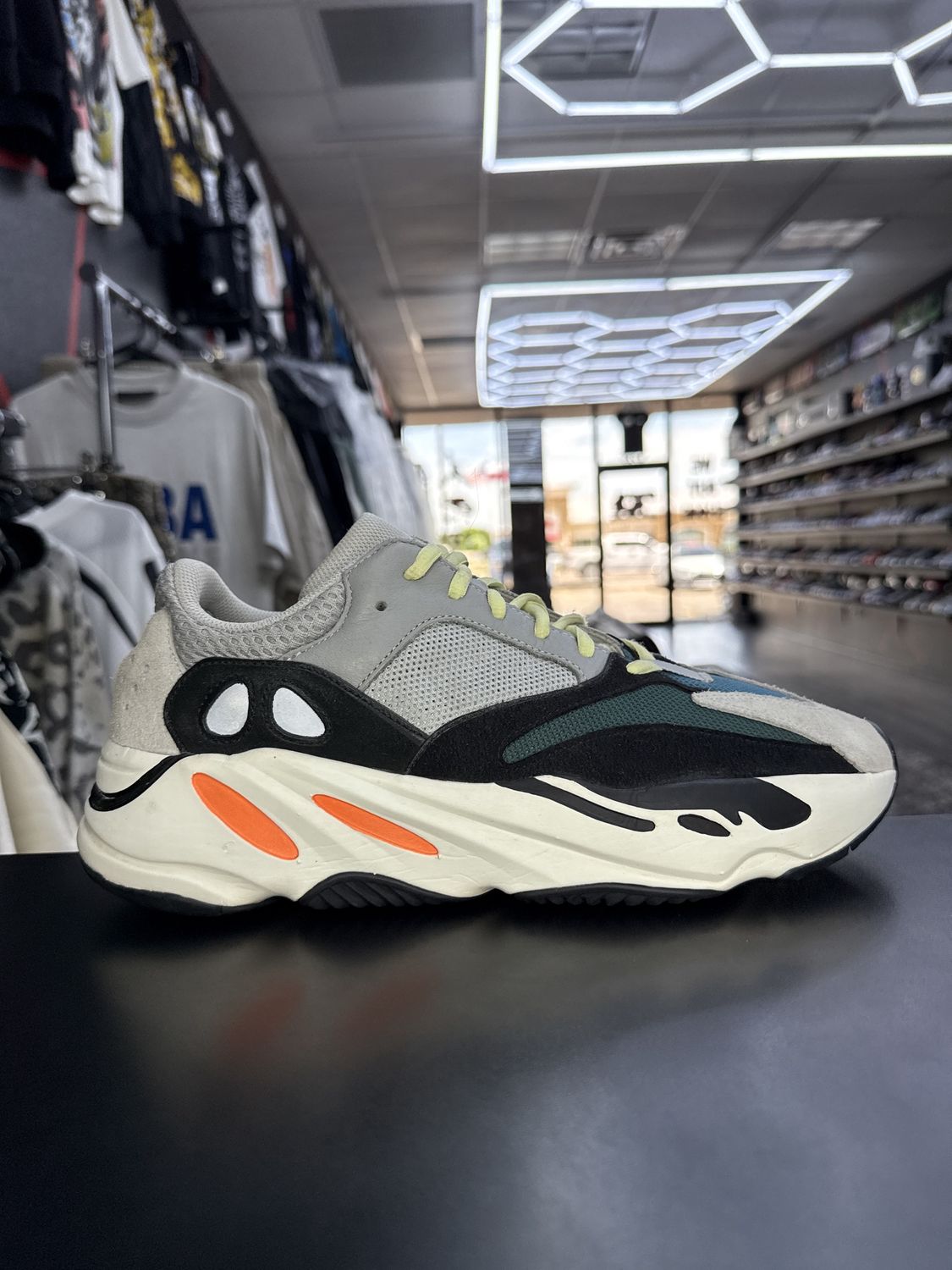 YZY 700 “WAVE RUNNER”  (SZ 10.5)  USED/NO BOX