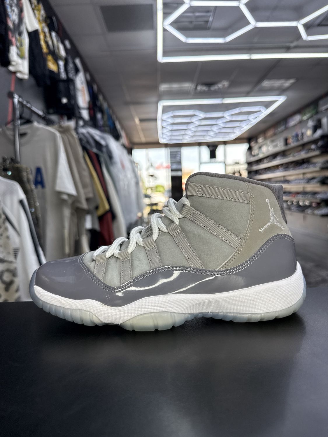 J11 “COOL GREY”  (SZ 5.5Y / 7W)   USED/NO BOX
