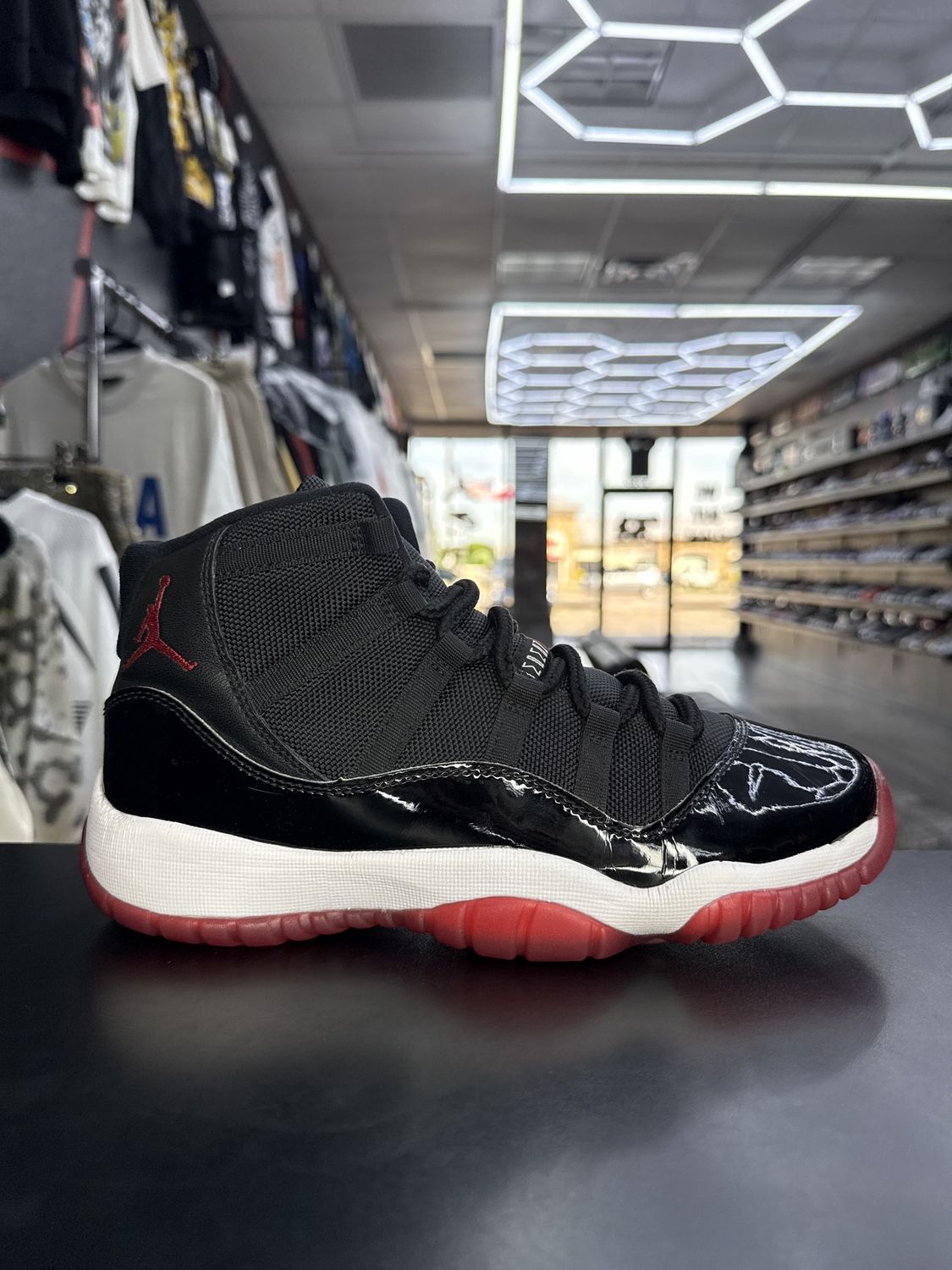 J11 “BRED”  (SZ 7Y)  USED/NO BOX or INSOLES
