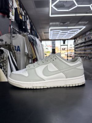 NIKE DUNK “GREY FOG”  (SZ 9)  USED/NO BOX
