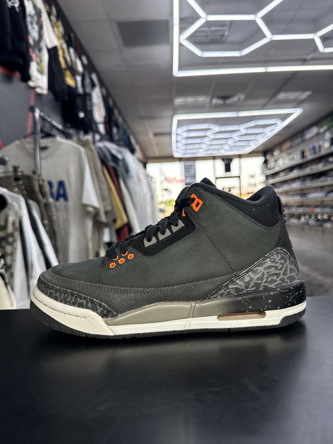 J3 “FEAR”  (SZ 5.5Y / 7W)  USED/NO BOX