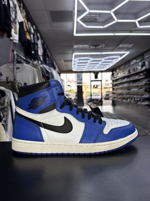J1 “GAME ROYAL”  (SZ 13)  USED/NO BOX