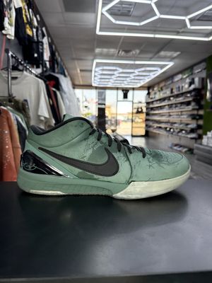 NIKE KOBE 4 “GIRL DAD”  (SZ 12)  USED/OG BOX