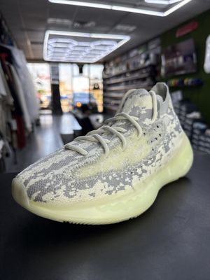 YZY 380 “ALIEN”  (SZ 9)  USED/OG ALL