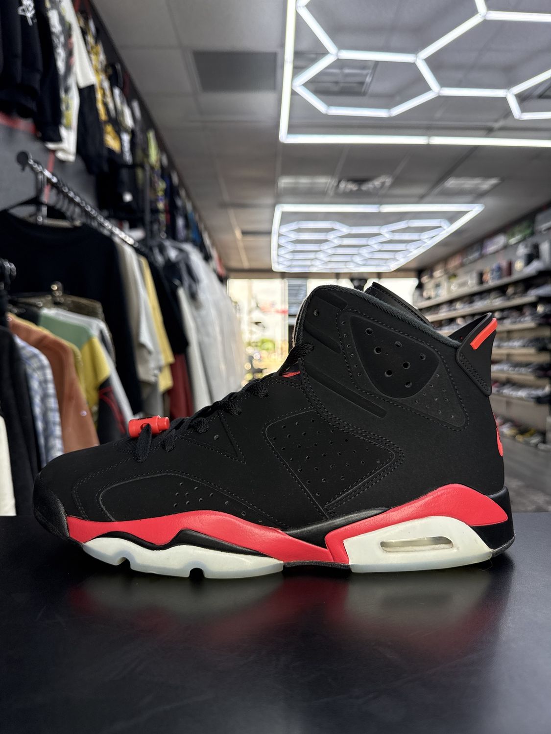 J6 “INFRARED”  (SZ 11)  USED/OG ALL