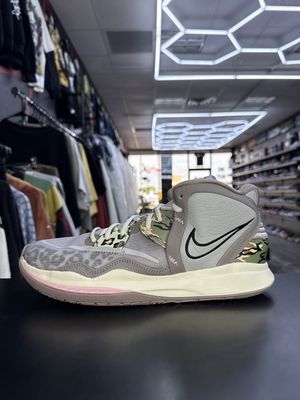 NIKE KYRIE INFINITY “LEOPARD CAMO”  (SZ 11)  USED/OG BOX