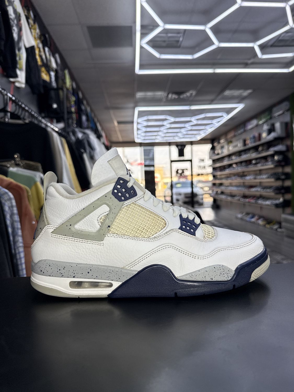 J4 “MIDNIGHT NAVY”  (SZ 11)  USED/OG BOX