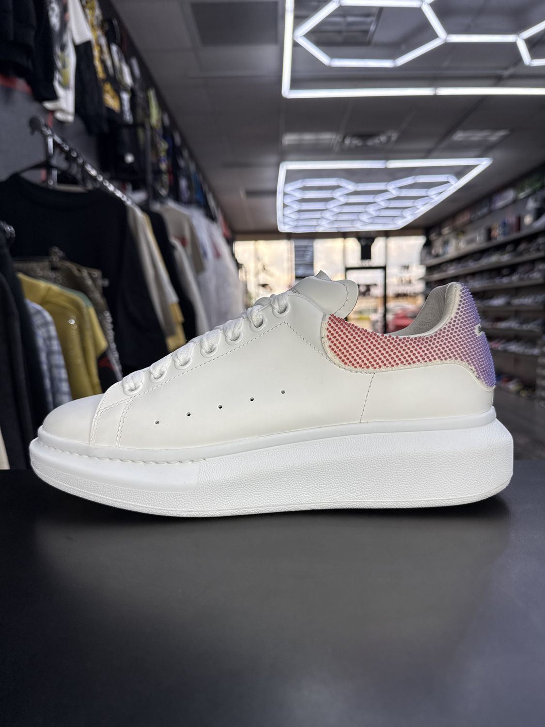 ALEXANDER MCQUEEN “RED/BLUE”  (SZ 10US / 42E)  USED/OG ALL