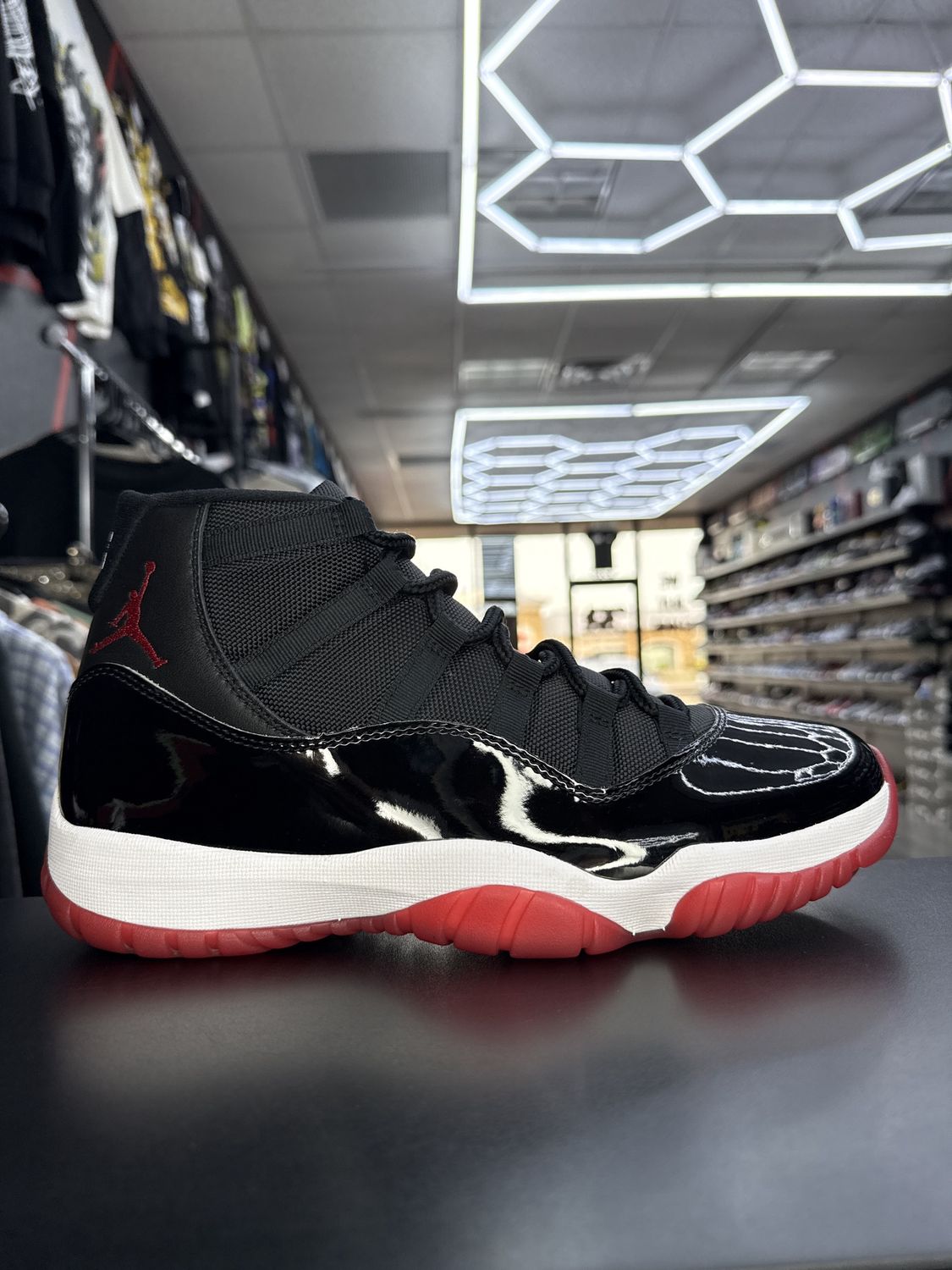 J11 “BRED”  (SZ 10.5)  USED/OG ALL