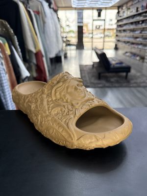 VERSACE DIMENSION SLIDES “BROWN”  (SZ 11US / 44)  NEW