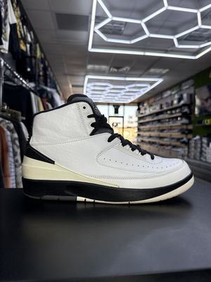 J2 “WING IT”  (SZ 10.5)  USED/OG BOX