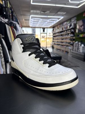 J2 “WING IT”  (SZ 10.5)  USED/OG BOX