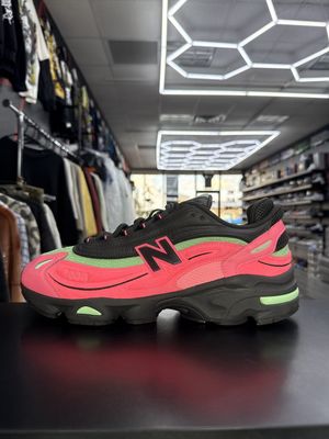 NEW BALANCE 1000  “BLK/PINK/GRN”  (SZ 13)  USED/OG BOX