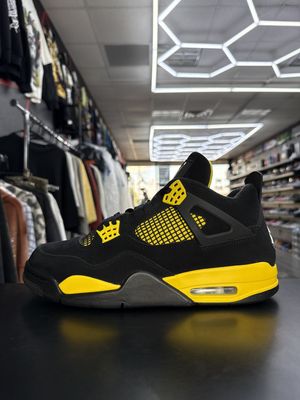 J4 “YLW THUNDER”   (SZ 11)  USED/OG BOX
