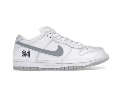 NIKE SB x SUPREME  “METALLIC SILVER”  (SZ 8)  NEW/OG ALL