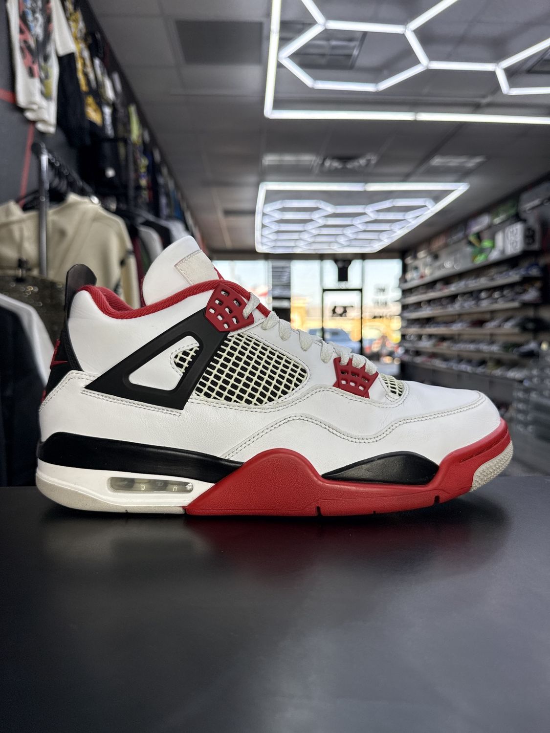 J4 “FIRE RED”  (SZ 11)  USED/OG BOX