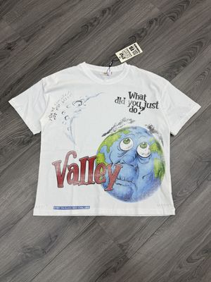 VALE FOREVER TEE  “WORLD PEACE/WHT”  (SMALL)  NEW