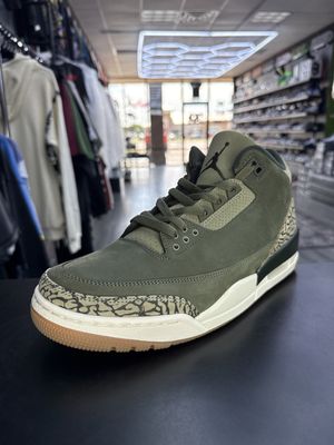 J3 “FAMILY AFFAIR”  (SZ 10.5)  WORN 1x/OG ALL