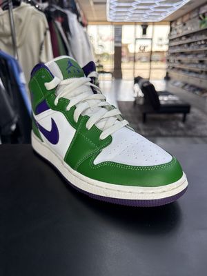 J1 MID “INCREDIBLE HULK”  (SZ 6.5Y / 8W)  USED/OG BOX