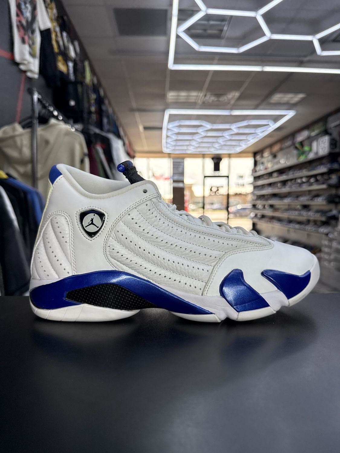 J14 “HYPER ROYAL”  (SZ 9)  USED/OG ALL