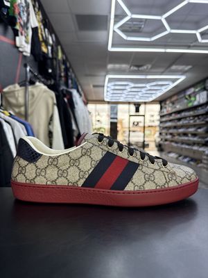GUCCI ACE “RED/NAVY/BEIGE”  (SZ 9.5US)  USED/NO BOX