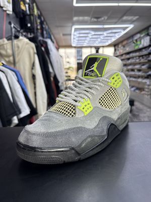 J4 SE “NEON”  (SZ 10)  USED/NO BOX