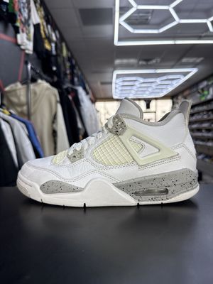 J4 “WHT OREO”  (SZ 4.5Y / 6W)  USED/NO BOX