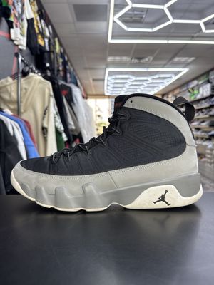 J9 “PARTICLE GREY”  (SZ 10.5)  USED/NO BOX