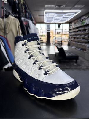 J9 “OBSIDIAN”  (SZ 11)  USED/NO BOX