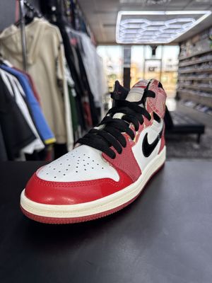 J1 “SPIDER-VERSE”  (SZ 3Y)  USED/NO BOX