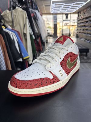 J1 LOW “SPADES”   (SZ 13)  USED/NO BOX